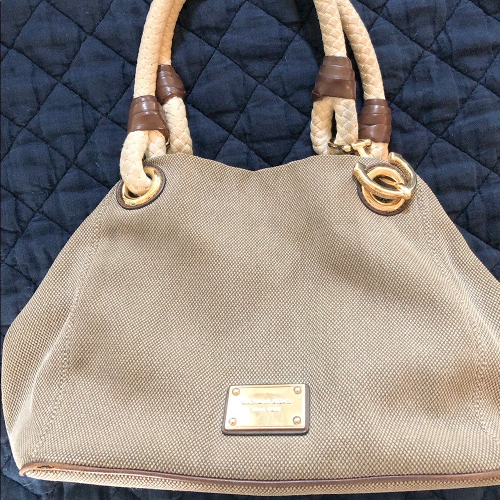 Michael kors purse
